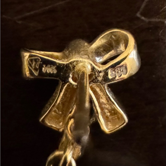 14k yellow gold & coin pearl earrings - Picture 4 of 4